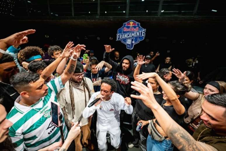 Última seletiva aconteceu em São Paulo e definiu as vagas para a final. MC Barreto (centro), campeão, mira título nacional. 