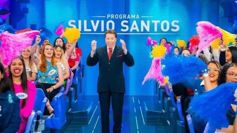 Silvio Santos estudou no colégio que agora pode receber seu nome de batismo