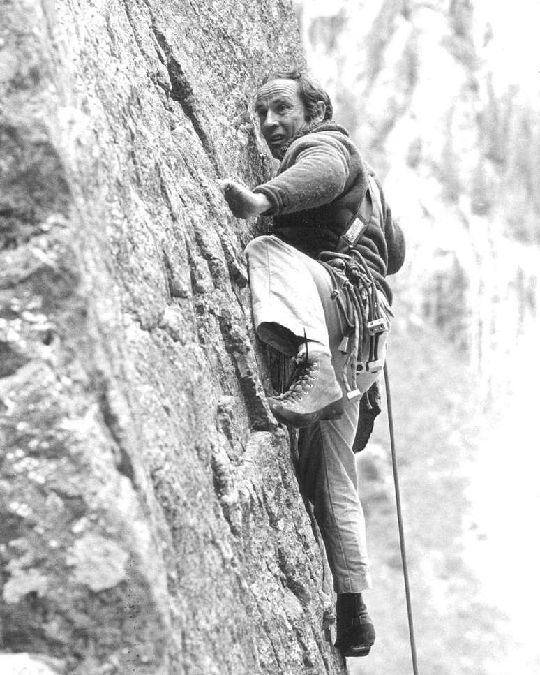 Chouinard criou roupas para ajudar na escalada