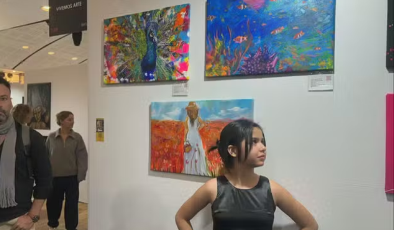 Sophia Helena foi escolhida para apresentar três obras inéditas na exposição do Salão Internacional de Arte Contemporânea