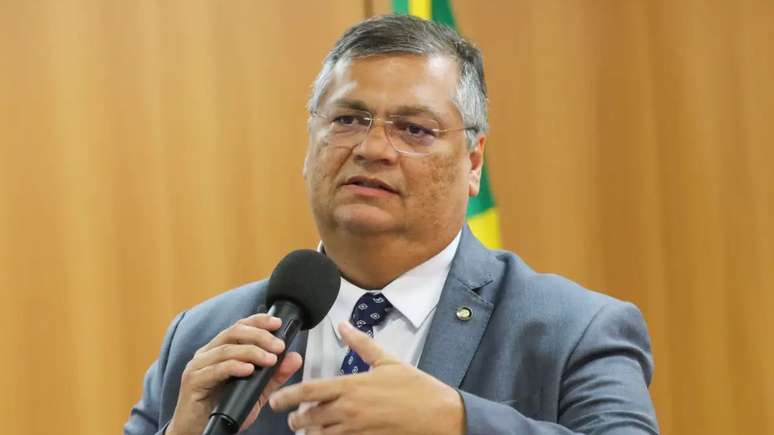 Ministro diz que regra desconsidera diferenciação de gênero