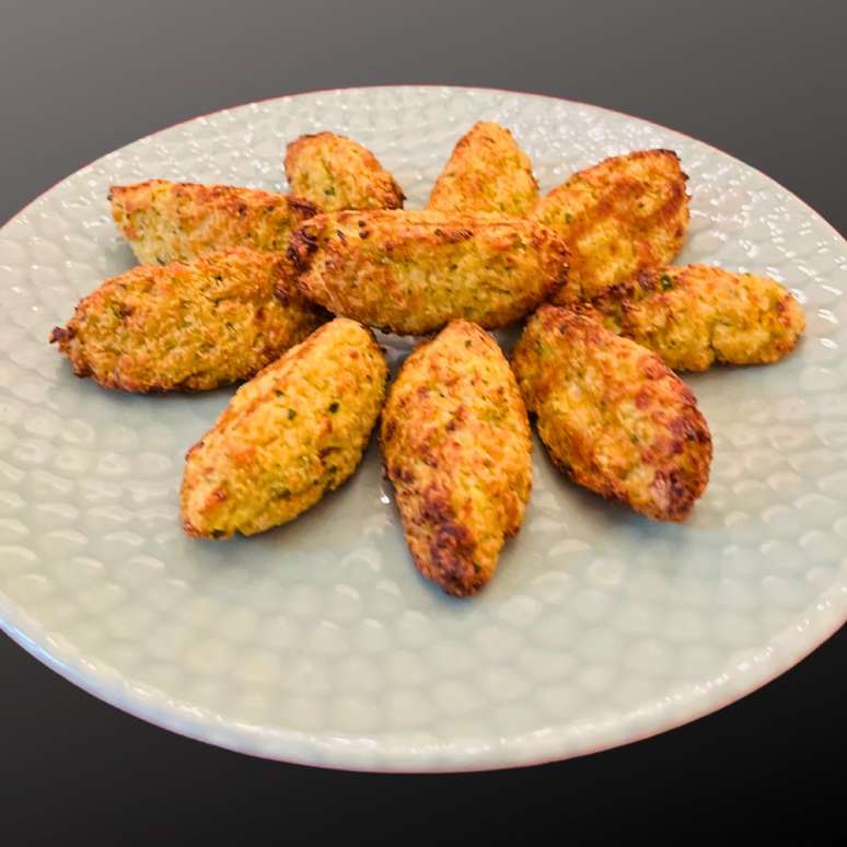 BOLINHO DE COUVE-FLOR SEM TRIGO NA AIRFRYER