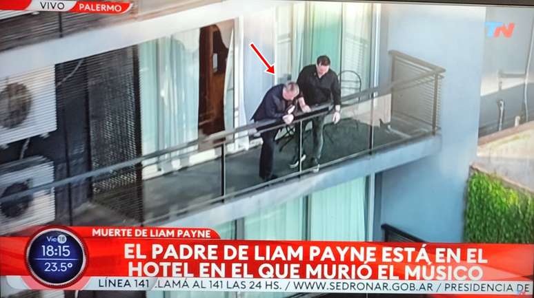 O pai de Liam Payne quis conhecer a suíte onde o filho se hospedou e ver o local em que o corpo dele caiu