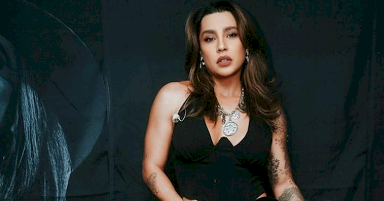 Lauana Prado bate boca com prefeito durante show