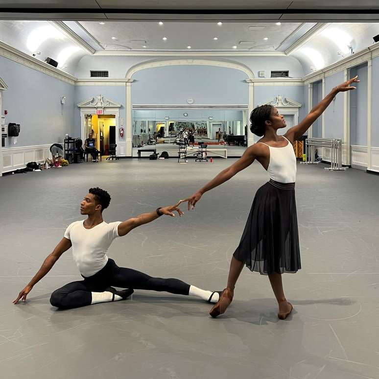 Luís Fernando e Ingrid Silva: reencontro após palestra da bailarina para o então aprendiz, no Rio de Janeiro.