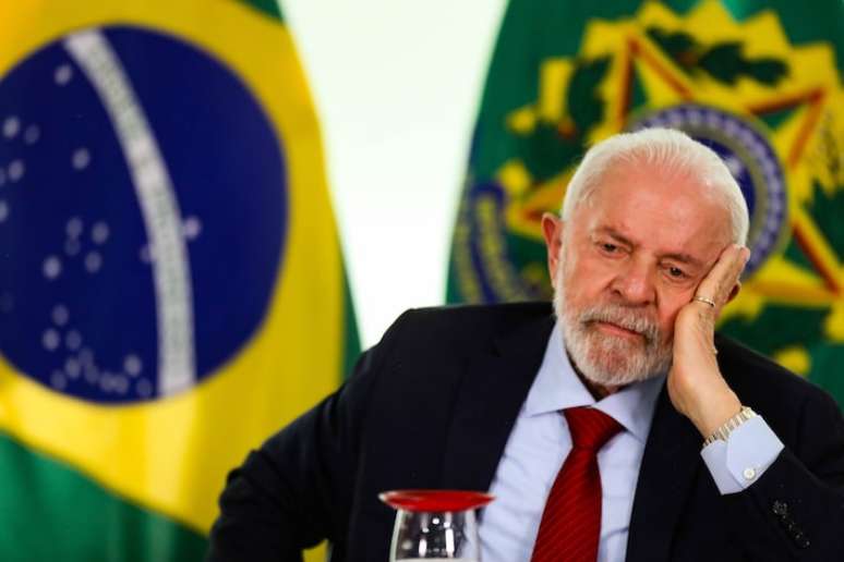 Presidente Luiz Inácio Lula da Silva (PT) sofreu acidente doméstico no último sábado, 19