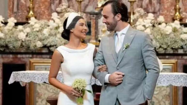 C&iacute;ntia Chagas e Lucas Bove