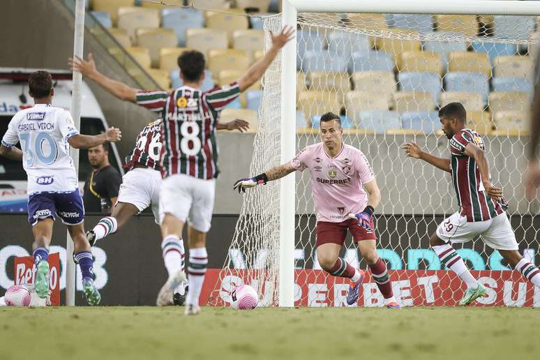 Fluminense tuvo buenos momentos defensivos para ganar el duelo de este martes