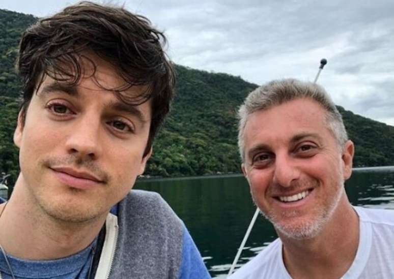 Fernando Grostein Andrade e o irmão, o apresentador Luciano Huck.