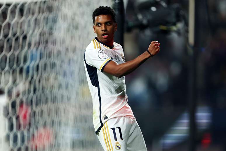 Rodrygo comemora gol pelo Real Madrid 