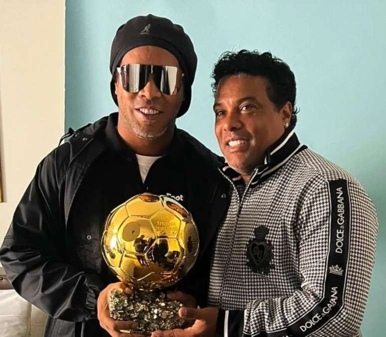 Ronaldinho Gaúcho e Assis: irmãos devem pagar indenização aos vizinhos -