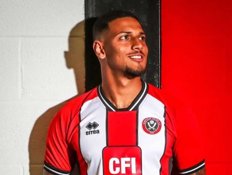 Vinicius Souza actualmente milita en el Sheffield United, equipo que compite en la 2.ª División de Inglaterra, según ha revelado el Flamengo.