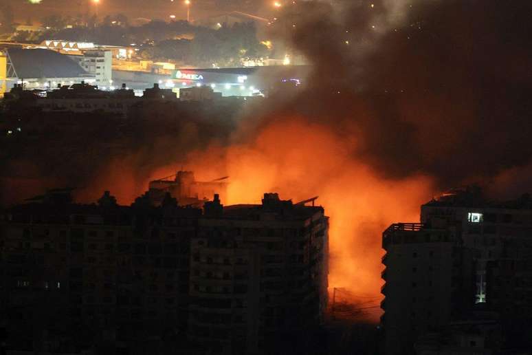 Um bombardeio israelense na capital do Líbano, Beirute