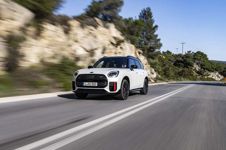 Novo Mini John Cooper Works Countryman All4 2025