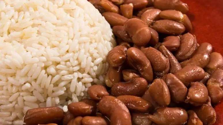 Lavar o arroz pode ainda ser importante em algumas regiões do mundo onde o processamento não é tão cuidadoso