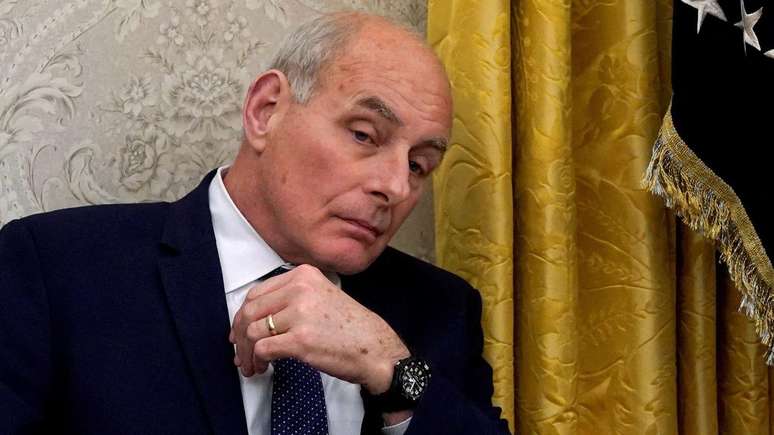 Declarações do ex-chefe de gabinete de Trump essa semana repercutiram na eleição. Kelly disse que Trump fez elogios a Hitler