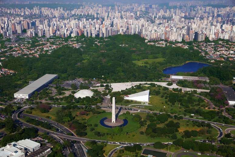 Áreas verdes podem tornar o ar na cidade mais fresco, mais úmido e menos poluído