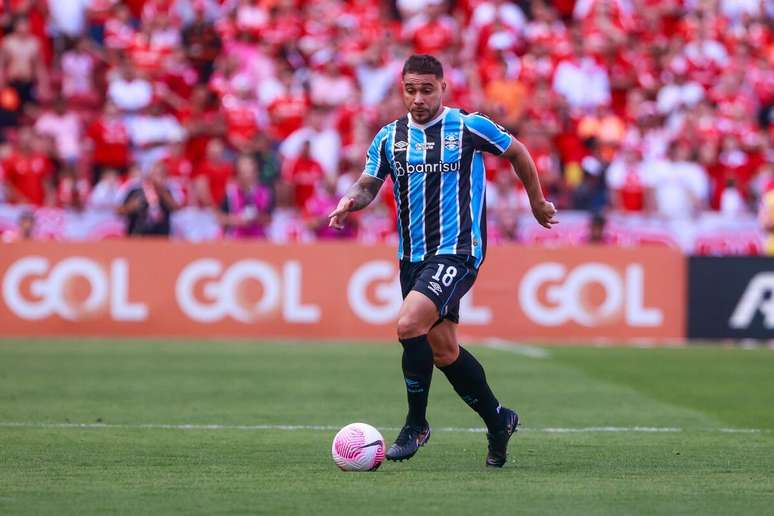 Villasanti (Grêmio) durante jogo contra o Internacional, no dia 20.10.2024 