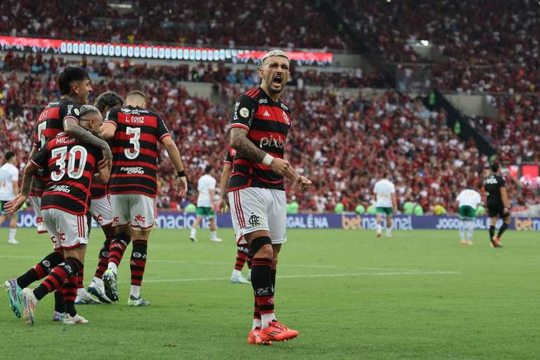 Arrascaeta brilha na vitória por 4x2 em cima do Juventude (Photo by Wagner Meier/Getty Images)