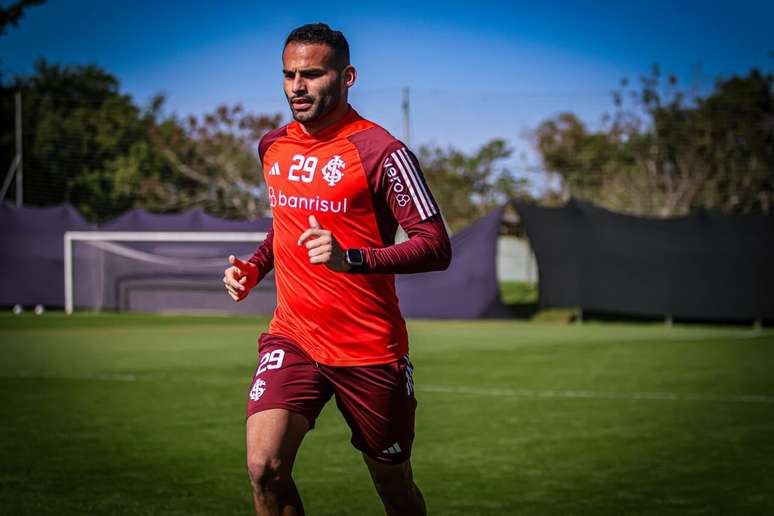 Thiago Maia retorna ao Colorado -