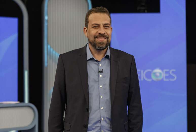 Guilherme Boulos durante debate da Globo