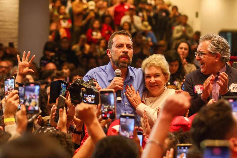 Boulos e Marta Suplicy discursam após derrota 