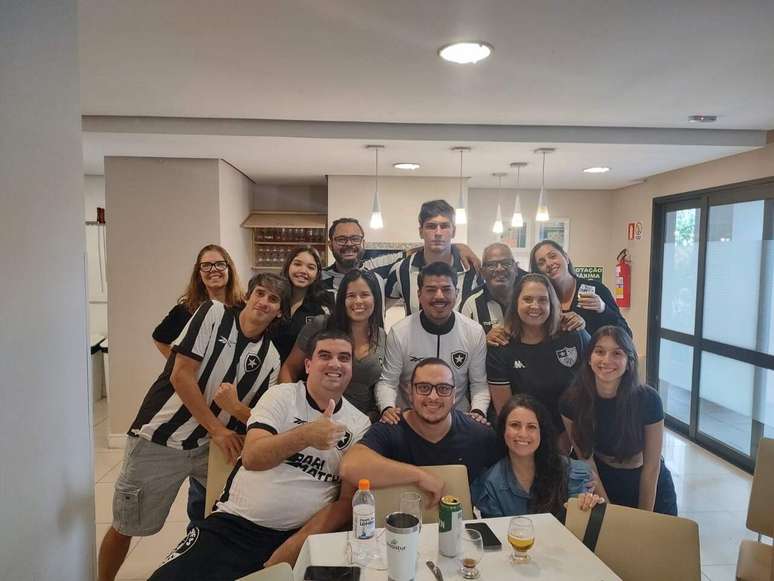 Un grupo de blancos y negros viaja desde Rio Grande do Sul a Montevideo -