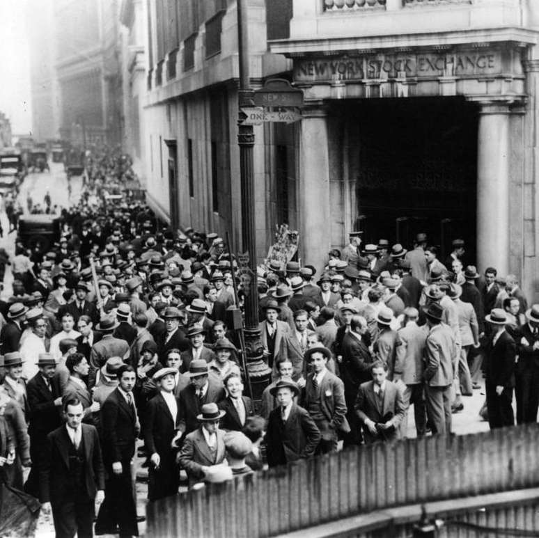 A Grande Depressão de 1929 (foto) foi estudada em profundidade. Mas Sharma diz que devem ser tiradas lições da sua antecessora, a crise de 1920-1921