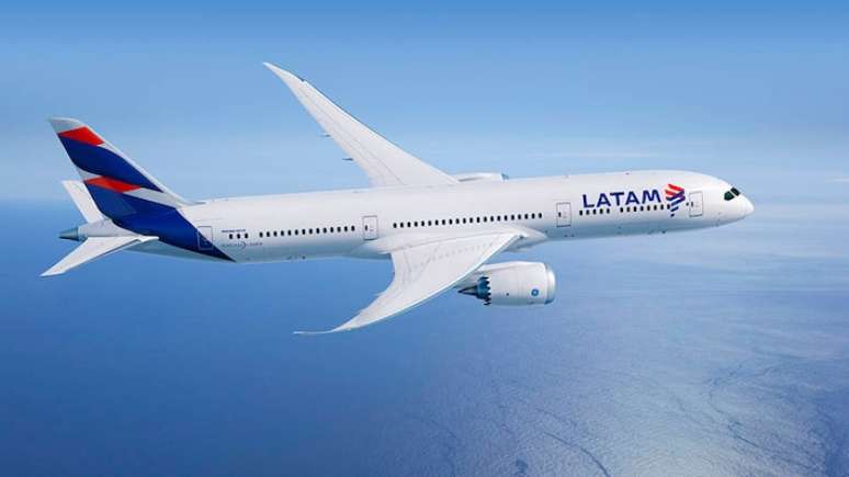 Latam deve comprar 10 jatos 787 Dreamliner, com opção de compra de outros cinco.