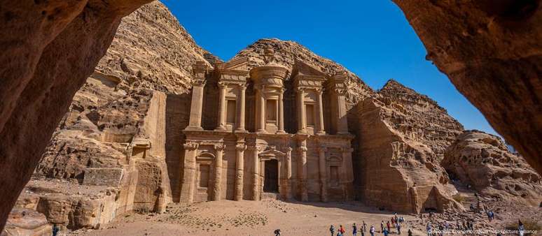 Tesouro de Petra, icônico monumento localizado na Jordânia, guarda segredos do misterioso reino nabateu