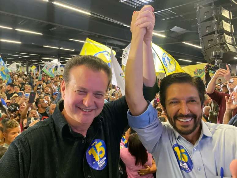 Gilberto Kassab e Ricardo Nunes (MDB) comemoram vitória em SP em 2024