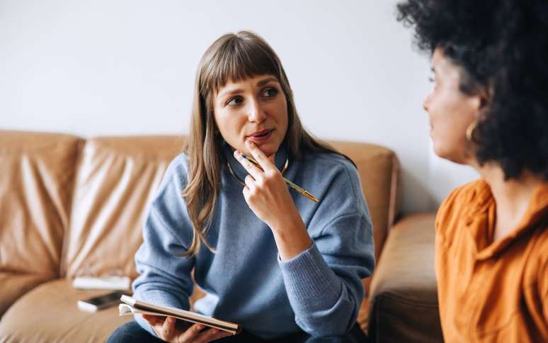 Psicólogo dá dicas de como falar com alguém que não gosta de você