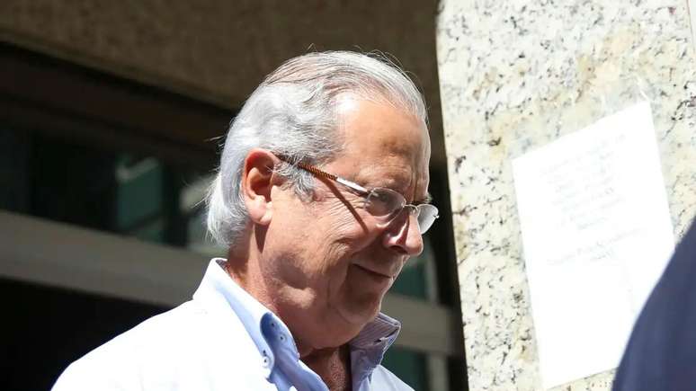 Os advogados de Dirceu argumentaram que a parcialidade de Moro também o prejudicou, resultando em julgamentos injustos