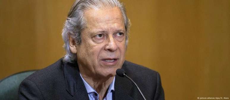 Defesa de José Dirceu afirmou em nota que o petista "sempre confiou na Justiça"