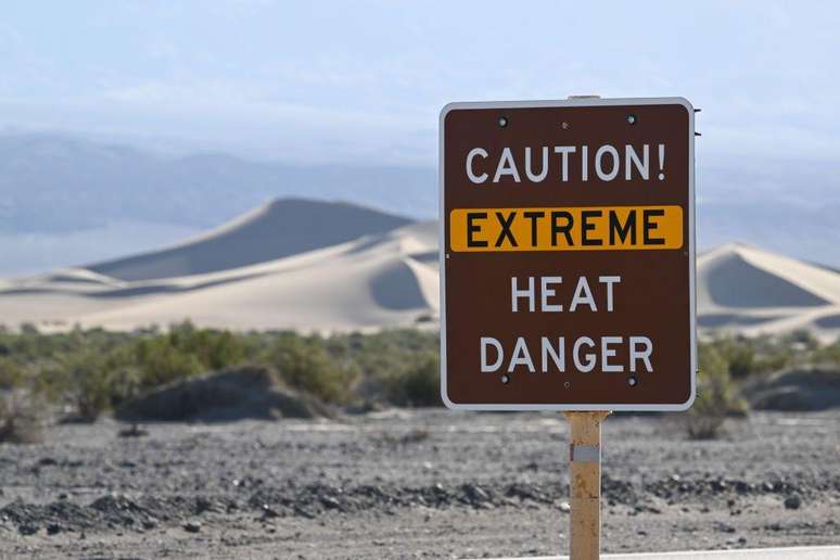 Um alerta de calor extremo no Vale da Morte, na Califórnia