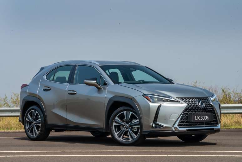 Lexus UX 300h