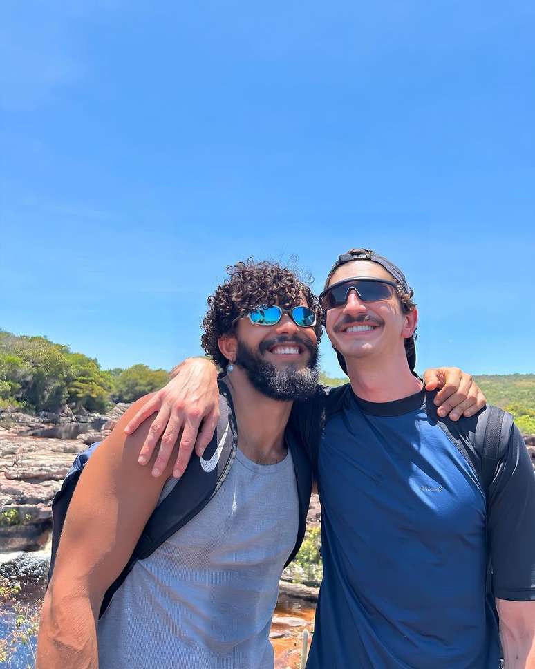 Novo namorado de Johnny Massaro é arquiteto