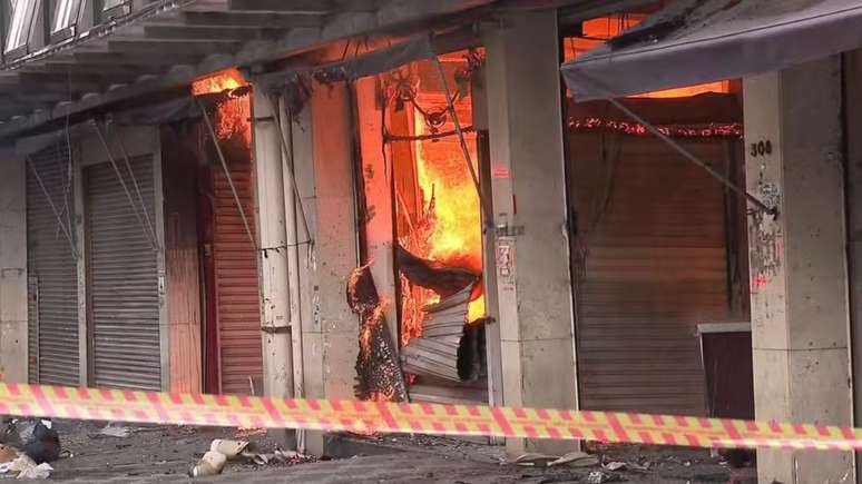 Incêndio no Shopping 25, na região do Brás