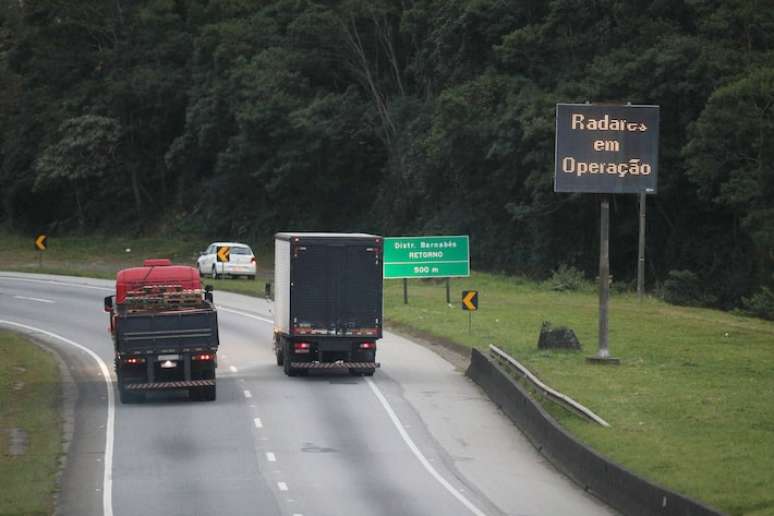 Vista da Rodovia Régis Bittencourt.