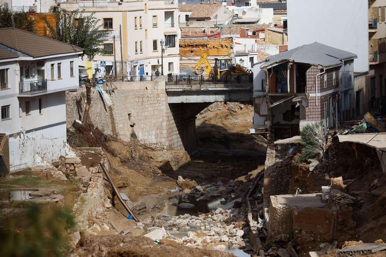 Destruição em Chiva, perto de Valência