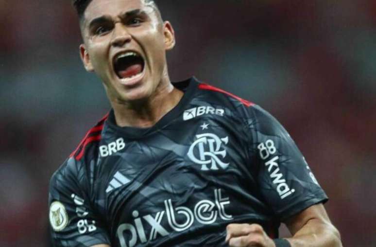 Gilvan de Souza/CRF - Legenda: Alcaraz comemora gol pelo Flamengo