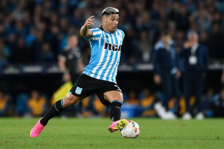 Maximiliano Salas (Racing) durante jogo contra o Athletico-PR, no dia 26.09.2024 