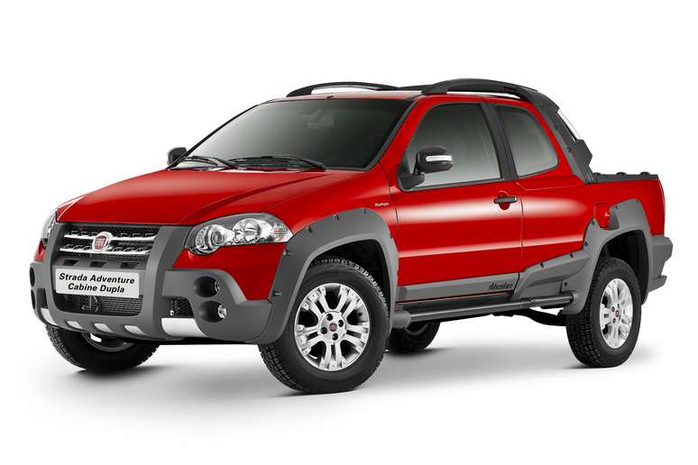 Fiat Strada passou a oferecer cabine dupla a partir de 2009