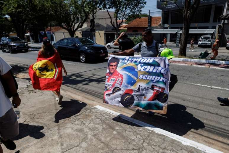 TB SAO PAULO SP 01/11/2024 ESPORTE - FÓRMULA 1/ GP SÃO PAULO - movimentação de torcedores nos arredores do autódromo de Interlagos, em São Paulo. FOTO Taba Benedicto/ Estadão