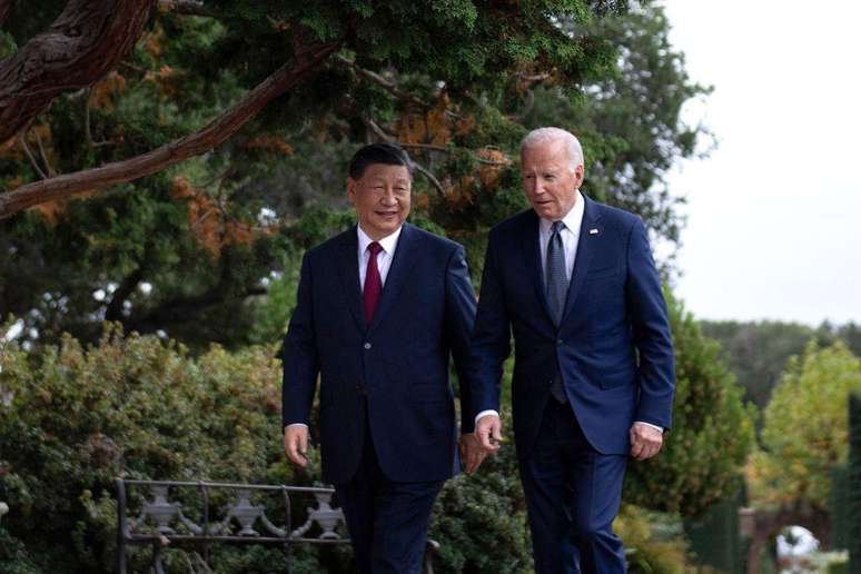 O presidente Biden não alterou as políticas econômicas agressivas contra a China criadas pelo seu antecessor