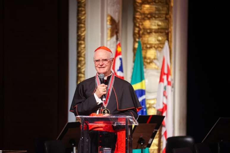 Dom Odilo durante a homenagem no Theatro Municipal