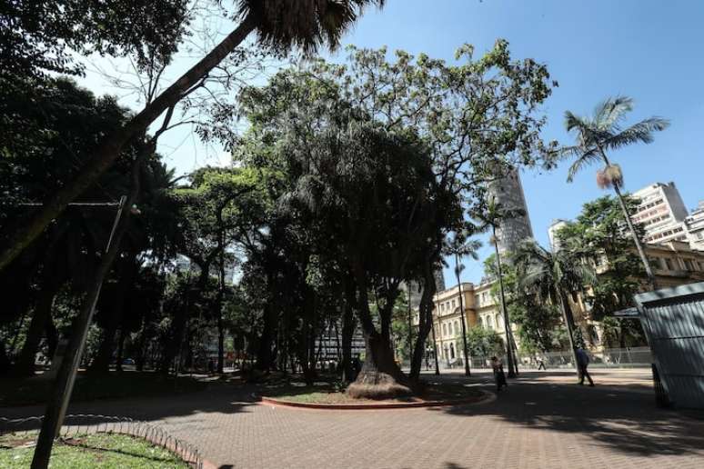 Movimento na Praça da República, no centro de São Paulo.