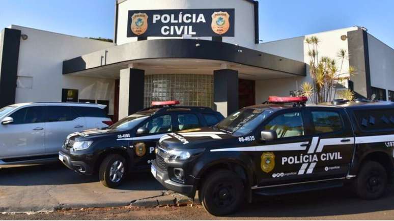 Mãe disse que teve intenção de ligar para a polícia, mas autoridade negou registro