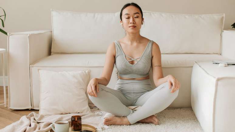 Reprograme sua mente: vença a procrastinação com meditação