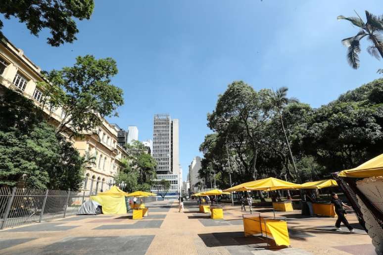 Praça da República, localizada no distrito homônimo, no centro paulistano.